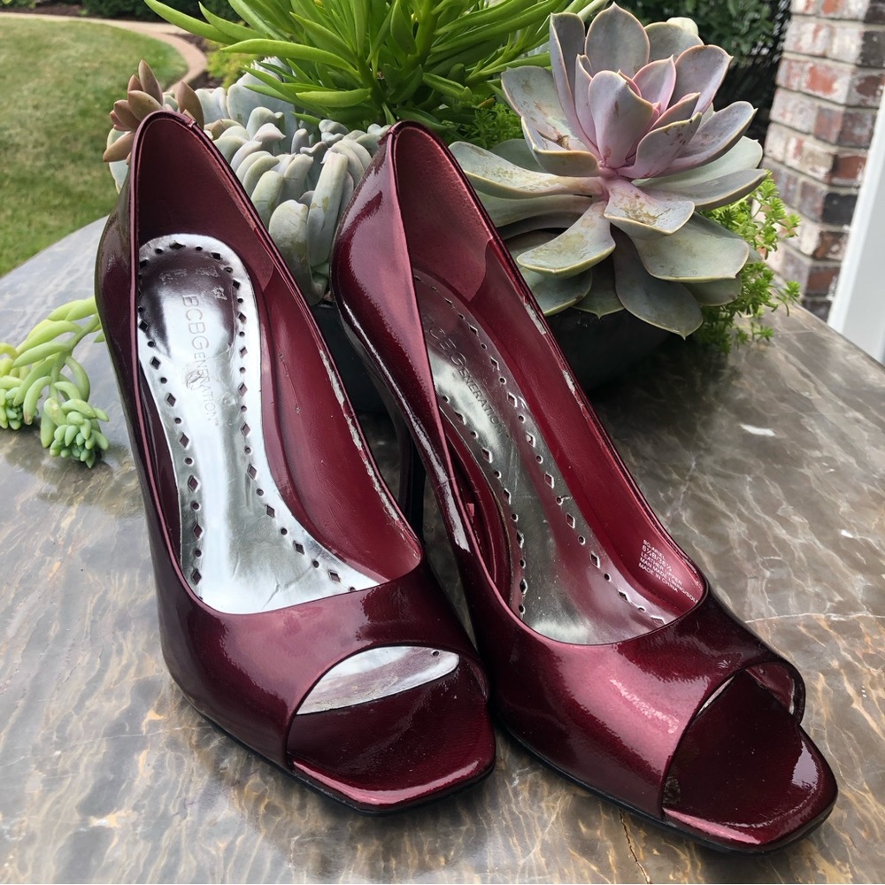 BCBG Eneration Womens High Heel Red Shoes